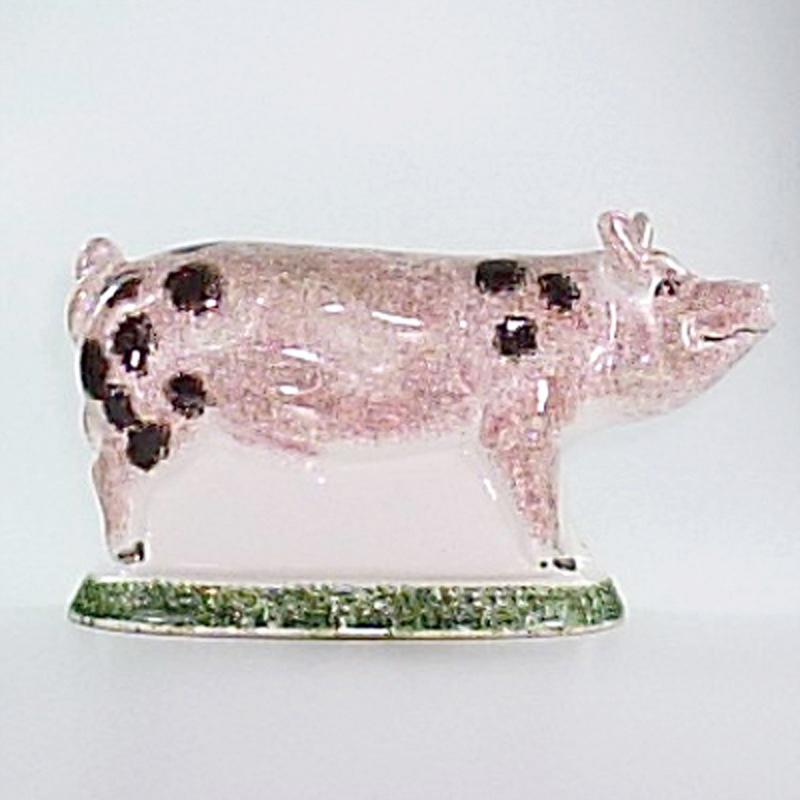 Großes Schweinchen stehend schwarz gefleckt Original englische Rye-Keramik