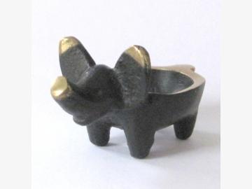 Little Bowl. Pig bronze Design Walter Bosse Very good concition! SINGLE PIECE!