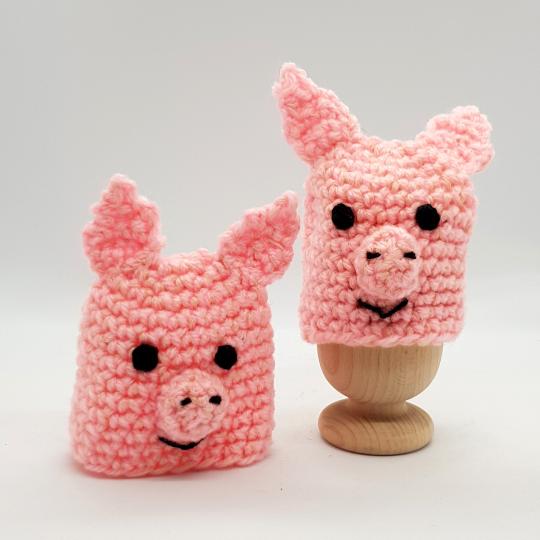 Egg cosy pig Clara. crocheted