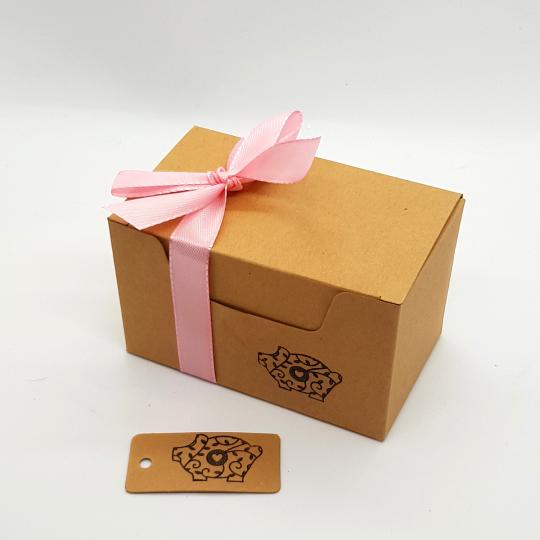 Gift box with Pig Cardboard brown Heart Size L