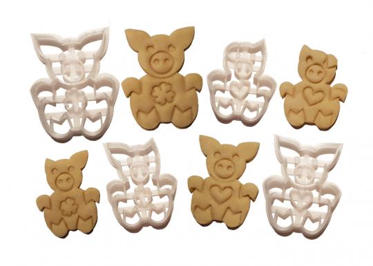 Cookie Cutter Set 4 pcs. Pig Family by Schweinsworld