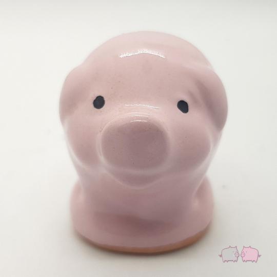 Little pig . porcelain . SINGLE PIECE!!!