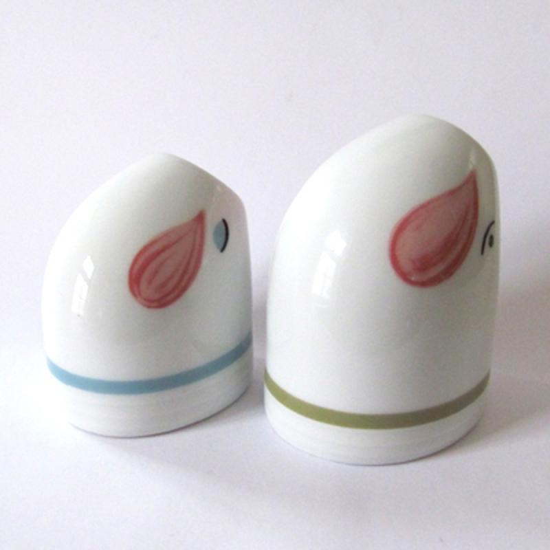 Salt-and-pepper-pot-Set porcelain from 70 years used but in good condition SINGLE PIECE!!!